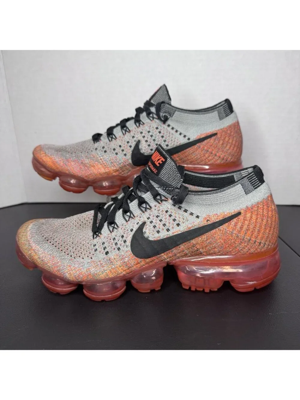 Womens 7.5 Nike Air Vapormax Flyknit Wolf Grey/Black-Bright Crimson 849557 026